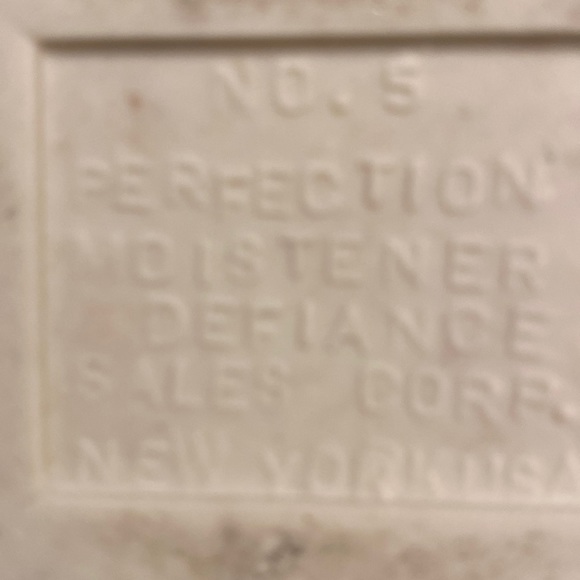 Vintage Perfection Marble Moistener - Picture 2 of 4